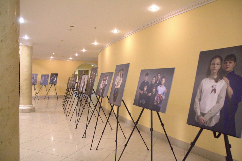 На фото - члены семей участников СВО